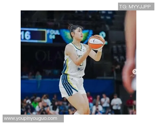 李月汝首场比赛表现出色砍下10分15篮板创WNBA生涯新高 李月汝首场比赛表现出色砍下10分15篮板创WNBA生涯新高