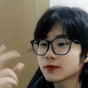 阿泰鹿小鸣事件表态，WE994发文：某牙小予神，真是活出生