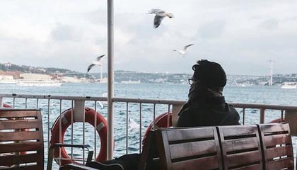 可以穿梭时空的国产策略游戏《时空策：湖》发布实机预告